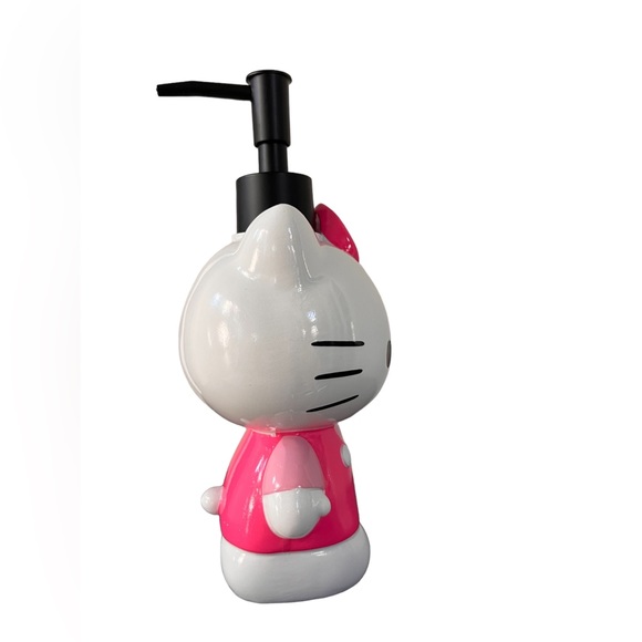 New Hello Kitty 3D Pump Dispenser - White and Pink - Picture 7 of 11